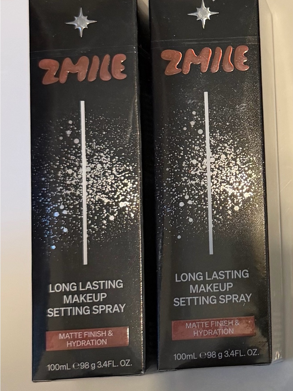 Long Lasting Makeup Setting Spray - Matte Finish & Hydration (Black)